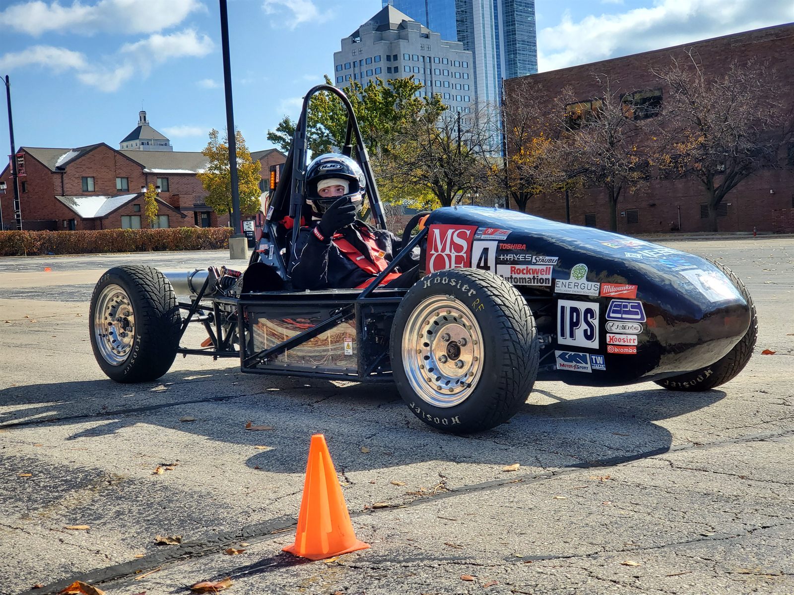 MP5 hybrid formula race car