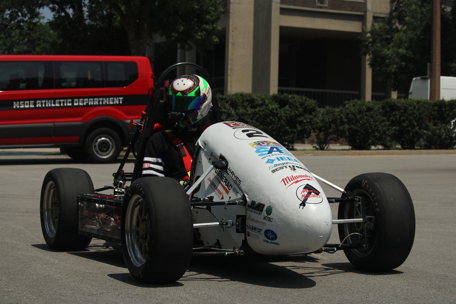 MP6 hybrid formula race car